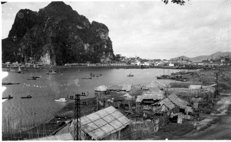 La baie d'Along en 1938 - Le port de Honja